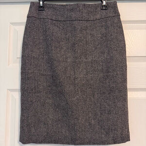Women's CAbi Gray Wool Blend Tweed Pencil Skirt Size 6 Book Club